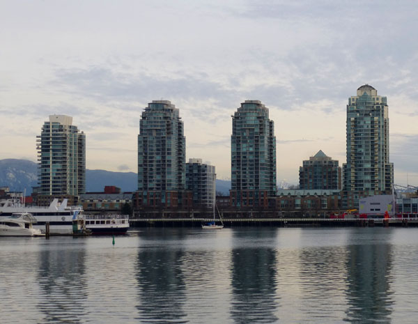 Vancouver_Main_St_towers